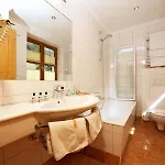 Grafenwirt Hotell 3*